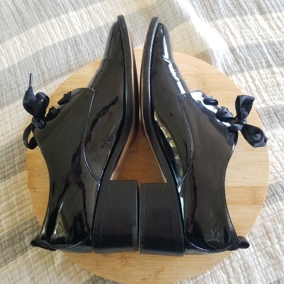 Louise et Cie | Patent Leather Loafers - Picture 7 of 12